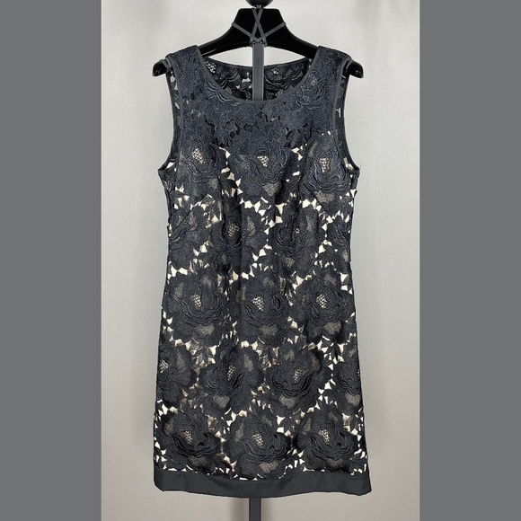 White House Black Market Dresses & Skirts - NEW White House Black Market Dress Womens 6 black tan floral lace cocktail